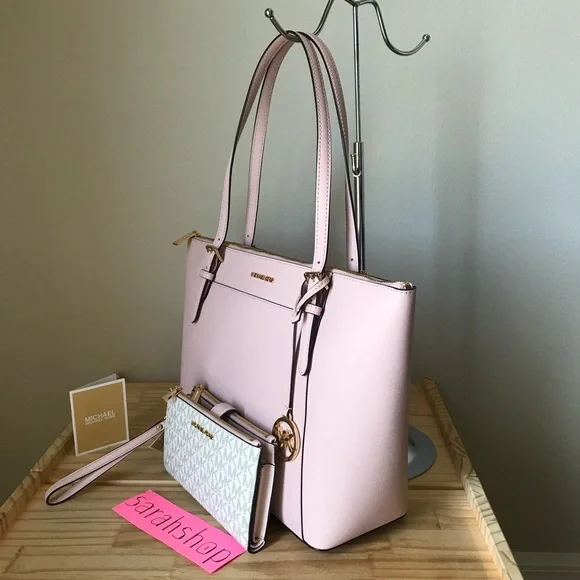 🌼Michael Kors Set - Picture 3 of 16